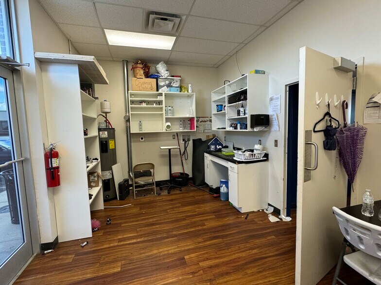 More Photos Of 720 15th St E, Tuscaloosa Storefront Retail Office For Lease