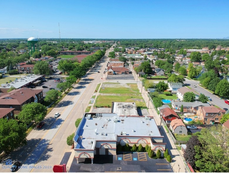 More Photos Of 10625 Ridgeland Ave, Chicago Ridge Lodge Meeting Hall For Sale