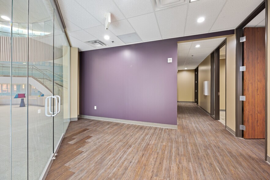 More Photos Of 10030 N MacArthur Blvd, Irving Office Residential For Lease