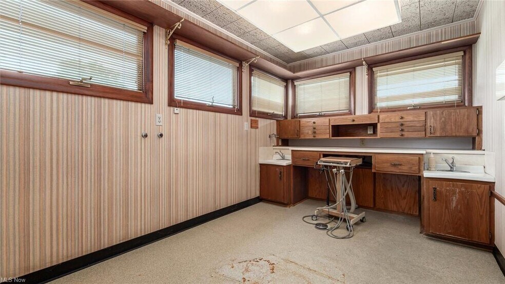 More Photos Of 1117 Clark St, Cambridge Medical For Sale