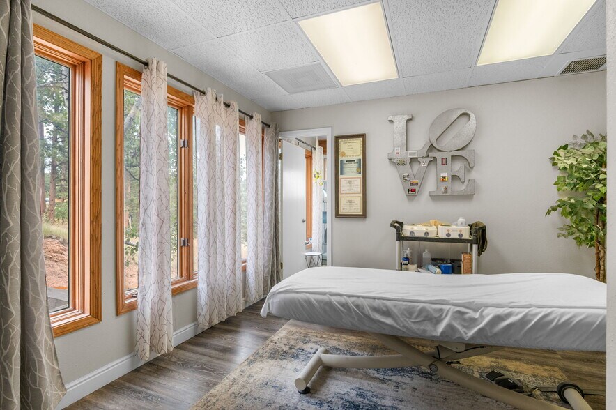 More Photos Of 29713 Troutdale Scenic Dr, Evergreen Office For Sale