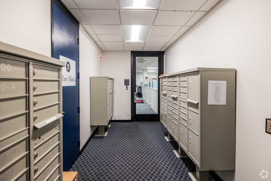 More Photos Of 851 Irwin St, San Rafael Office For Lease