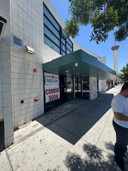 More Photos Of 1551 S Commerce St, Las Vegas Storefront For Lease