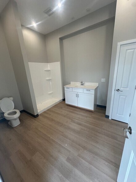 More Photos Of 32 Buffalo St, Churchville Apartments For Lease