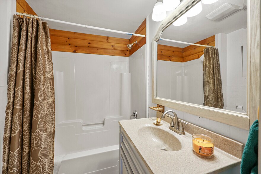 More Photos Of 2010-2012 Clayton Mill Rd, Mill River Specialty For Sale