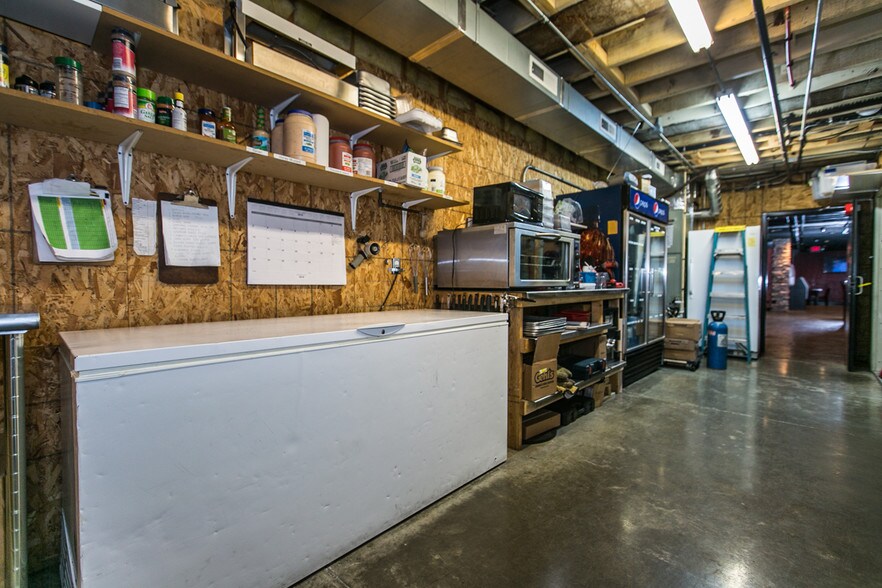 More Photos Of 163 Main St, Dubuque Restaurant For Sale
