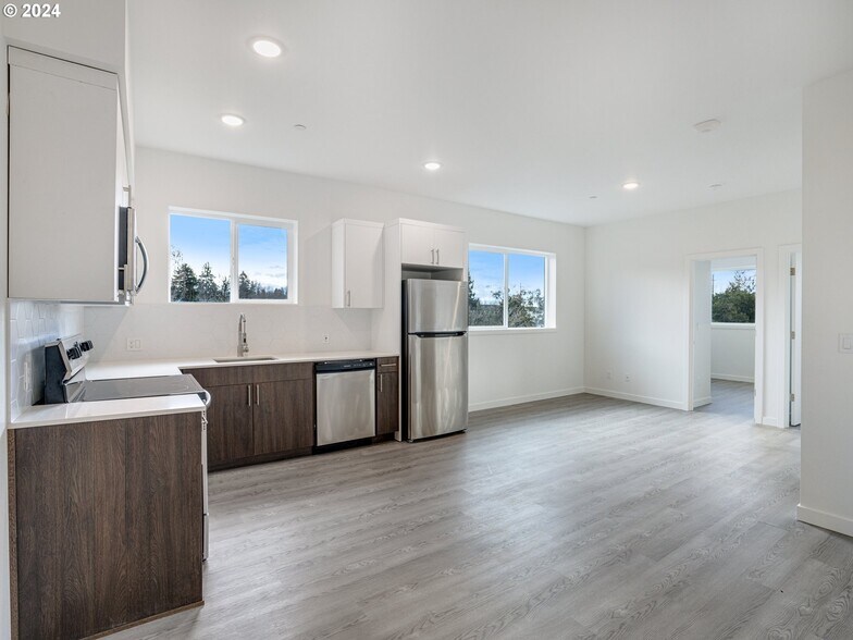 More Photos Of , Portland Multifamily For Sale