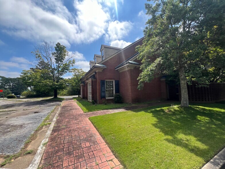 More Photos Of 3000 Highway 138 SW, Fayetteville Bank For Sale