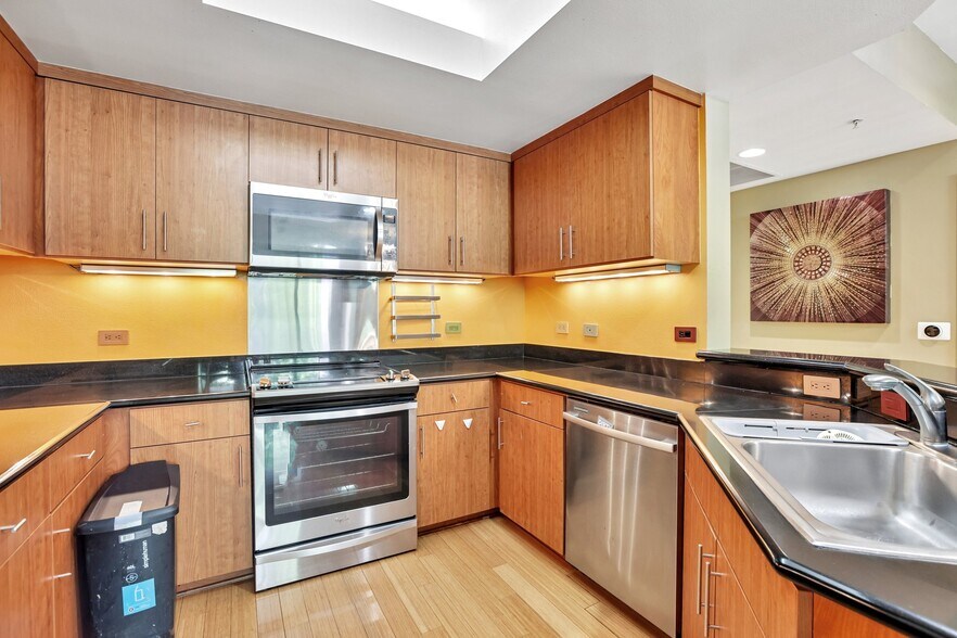 More Photos Of 46 W Julian St, San Jose Apartments For Sale
