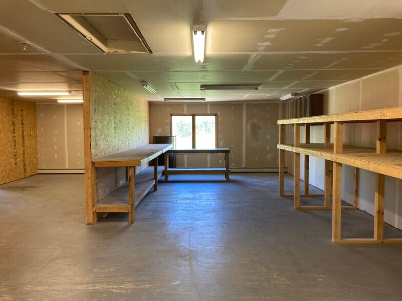 More Photos Of 5289 Rice Lake Rd, Duluth Freestanding For Sale