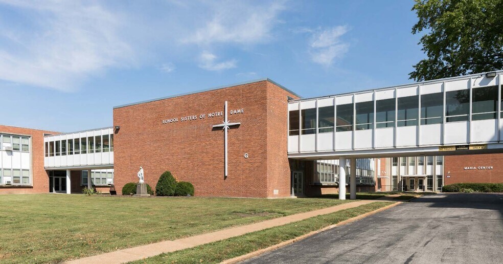 More Photos Of 320 E Ripa Ave, Lemay Schools For Sale