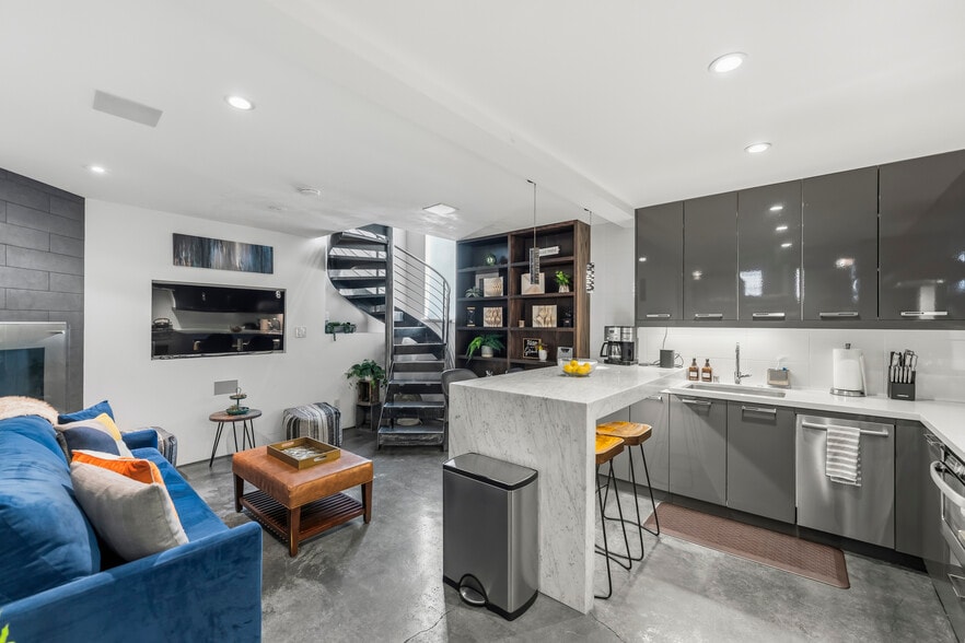 More Photos Of 2459 Lombard St, San Francisco Storefront Retail Residential For Sale