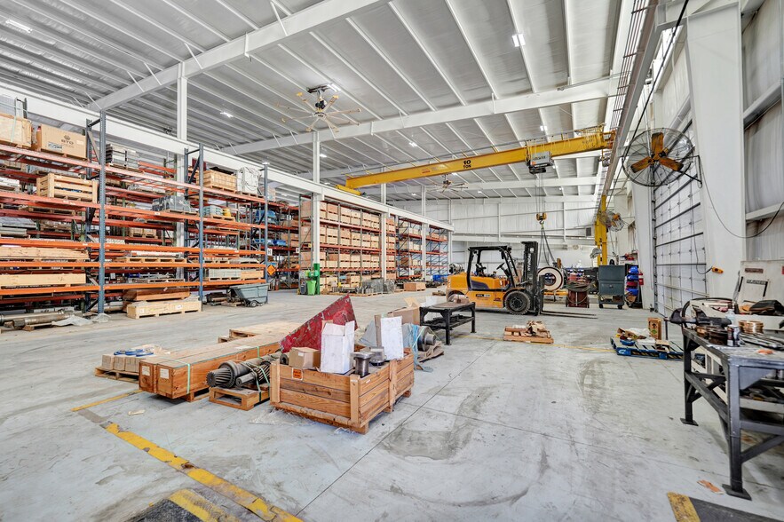 More Photos Of 2010/2015 44th St, Odessa Industrial For Sale