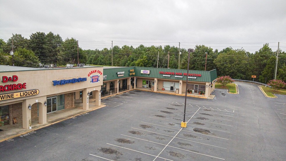 Primary Photo Of 5828 Moon Rd, Columbus Storefront For Lease