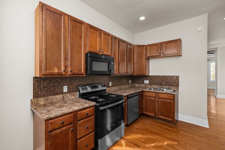 More Photos Of 3259 Minnesota Ave, Saint Louis Multifamily For Sale