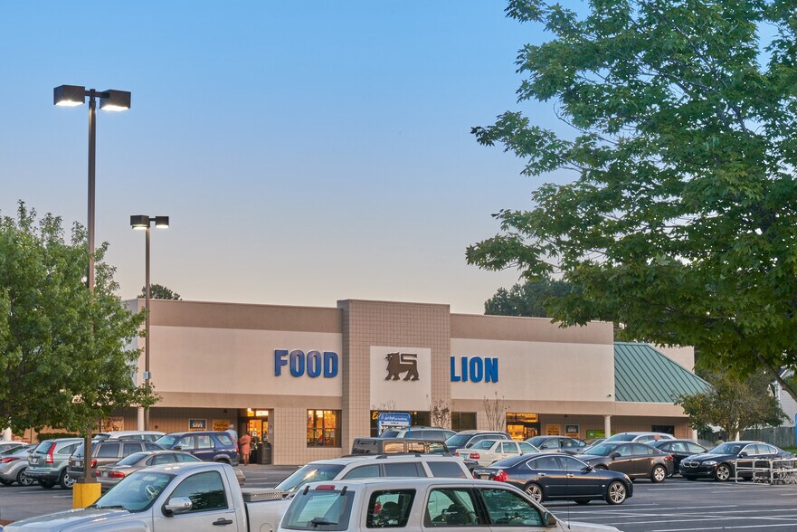 More Photos Of 8300-8320 Litchford Rd, Raleigh Unknown For Lease