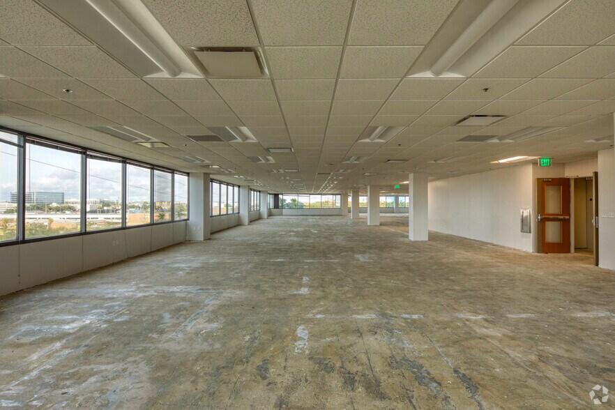 More Photos Of 4350 W Cypress St, Tampa Unknown For Lease