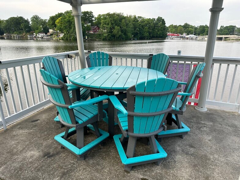 More Photos Of 5088 E Indiana Beach Rd, Monticello Hotel For Sale