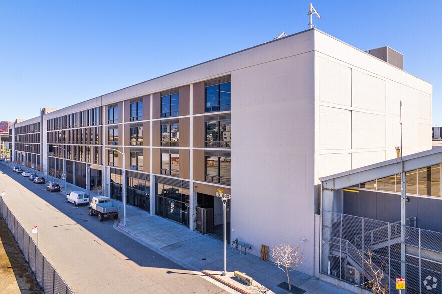 More Photos Of 150 Hooper St, San Francisco Light Manufacturing For Lease