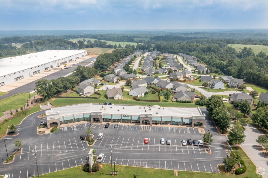 More Photos Of 1614 Highway 86, Piedmont Unknown For Lease