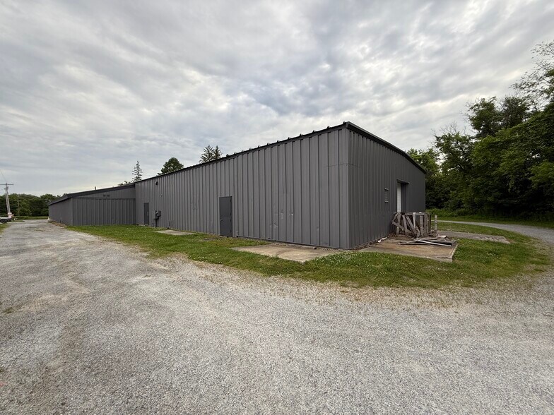 More Photos Of 123 Park St, Rutland Manufacturing For Lease