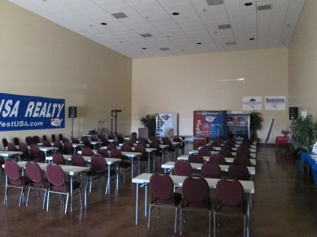 More Photos Of 16807 N Cave Creek Rd, Phoenix Warehouse For Sale