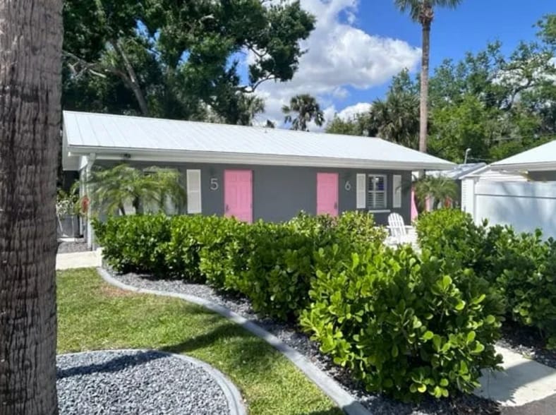 More Photos Of 22968 Bayshore Rd, Port Charlotte Hospitality For Sale