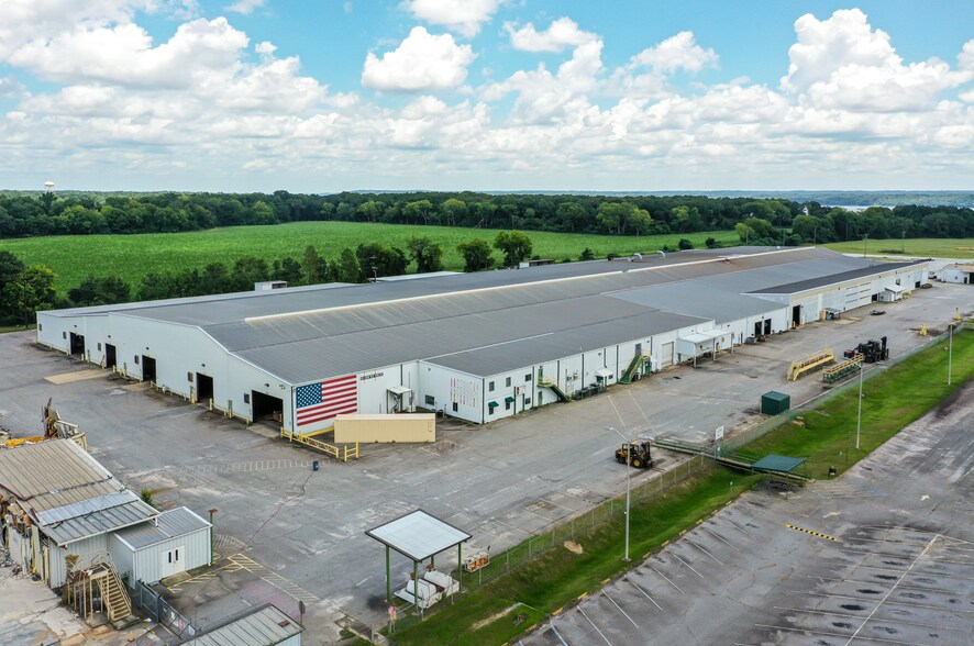 More Photos Of 1150 State Docks Rd, Eufaula Warehouse For Sale