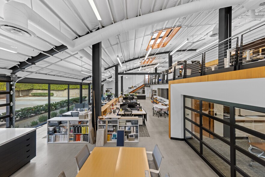 More Photos Of 236 S Sierra Ave, Solana Beach Loft Creative Space For Sale