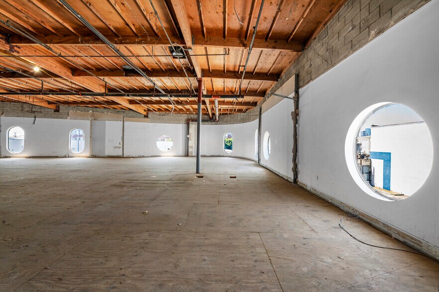 More Photos Of 1936 S Mateo St, Los Angeles Warehouse For Sale