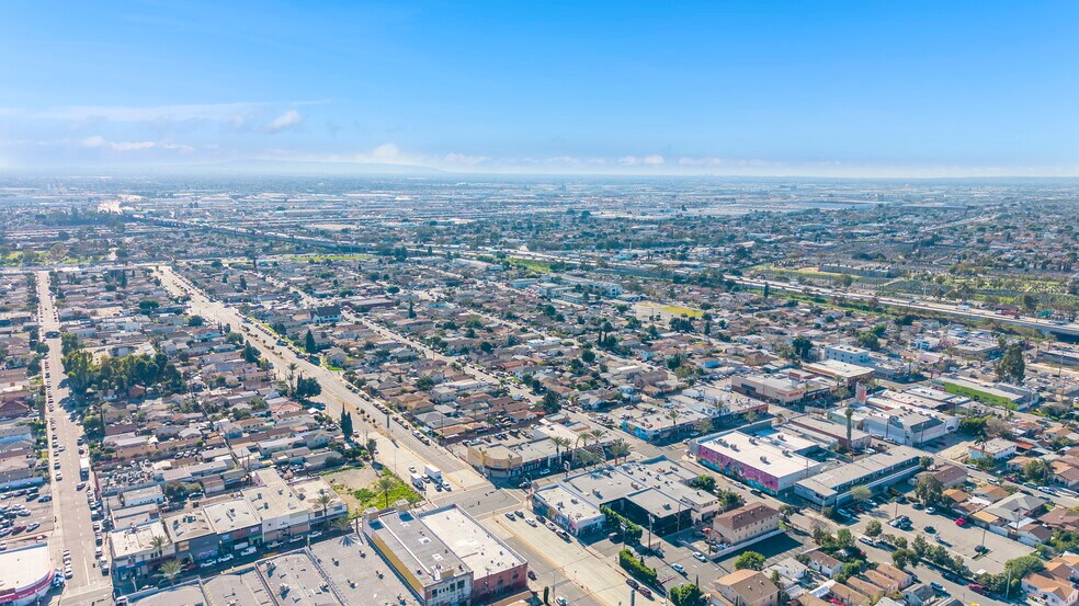 More Photos Of 4630 Whittier Blvd, Los Angeles General Retail For Sale