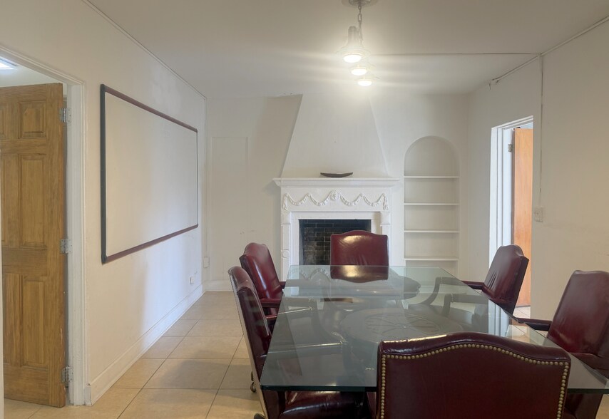 More Photos Of 3600 Broadway, West Palm Beach Loft Creative Space For Lease