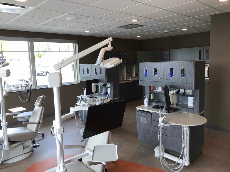 More Photos Of 840 Bear Paw Ave, Rice Lake Medical For Sale