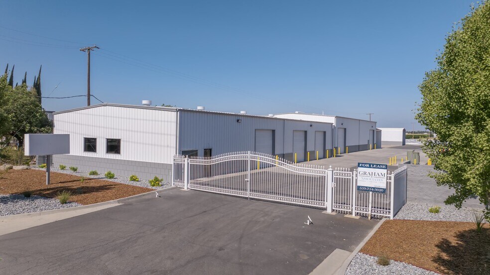 Primary Photo Of 808 N Kelsey St, Visalia Manufacturing For Lease