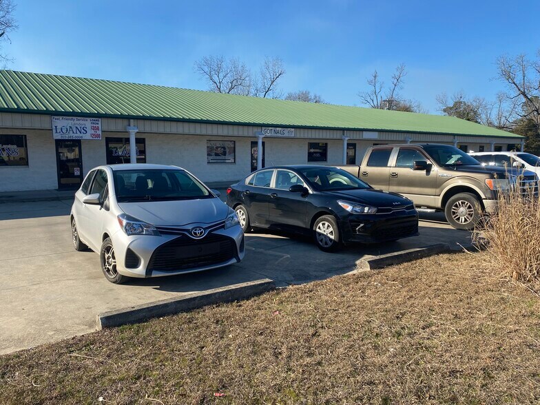 More Photos Of 3486-3490 Main Hwy, Bamberg Storefront Retail Office For Lease