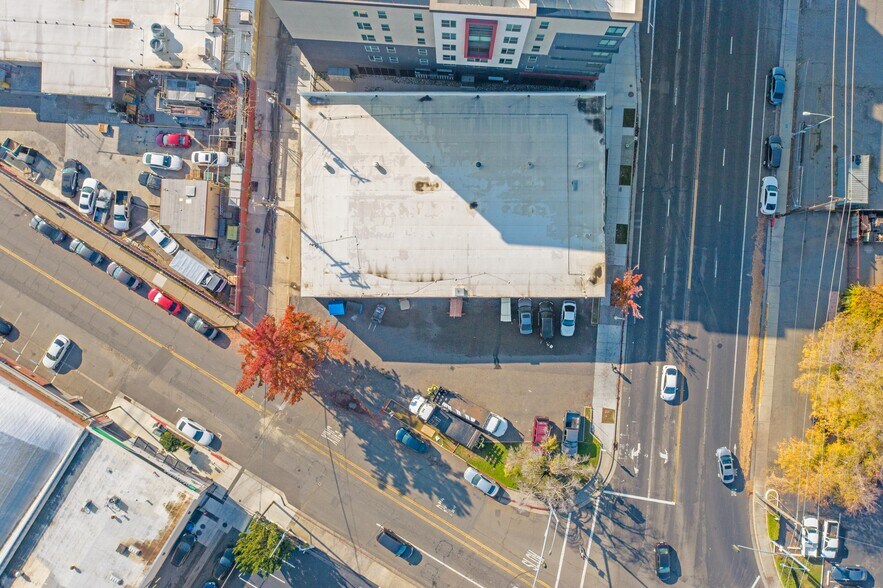 More Photos Of 6500 Elvas Ave, Sacramento Warehouse For Sale