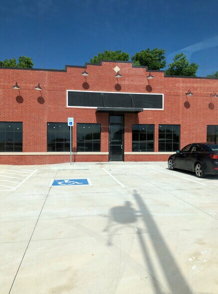 More Photos Of 12901 E Britton Rd, Jones Storefront Retail Office For Lease