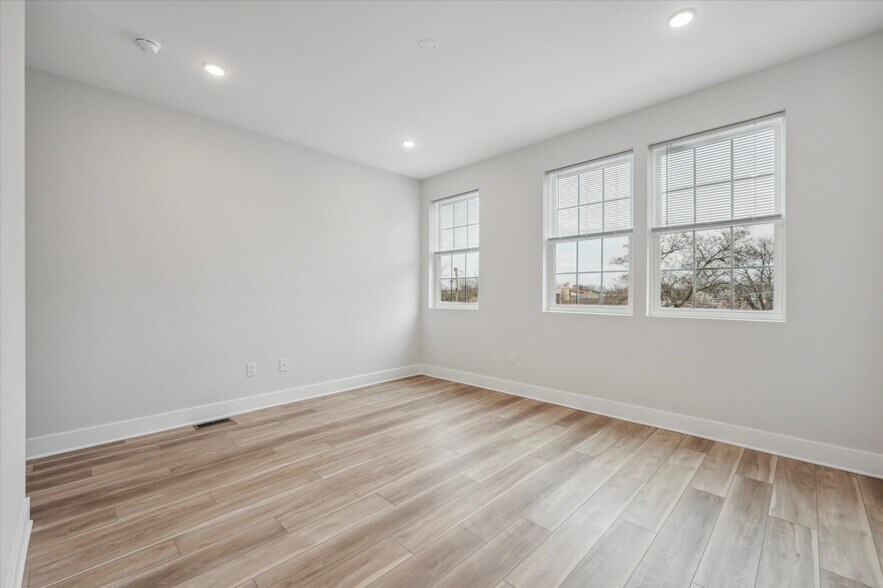 More Photos Of 610 N Union St, Philadelphia Apartments For Sale