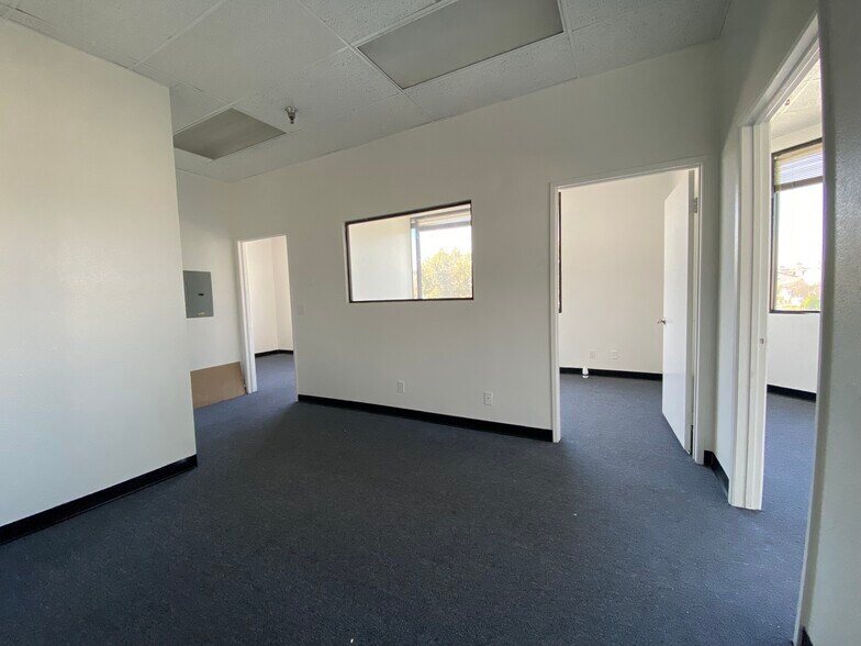 More Photos Of 300 S Garfield Ave, Monterey Park Office For Sale