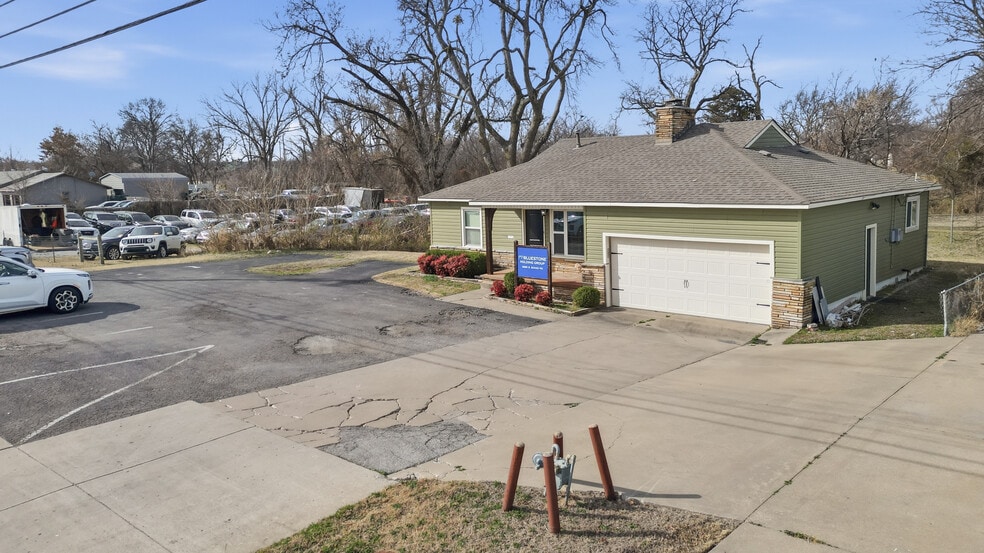 More Photos Of 5880 S Mingo Rd, Tulsa Office Residential For Sale