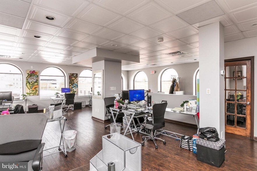 More Photos Of 4 N Exeter St, Baltimore Loft Creative Space For Lease