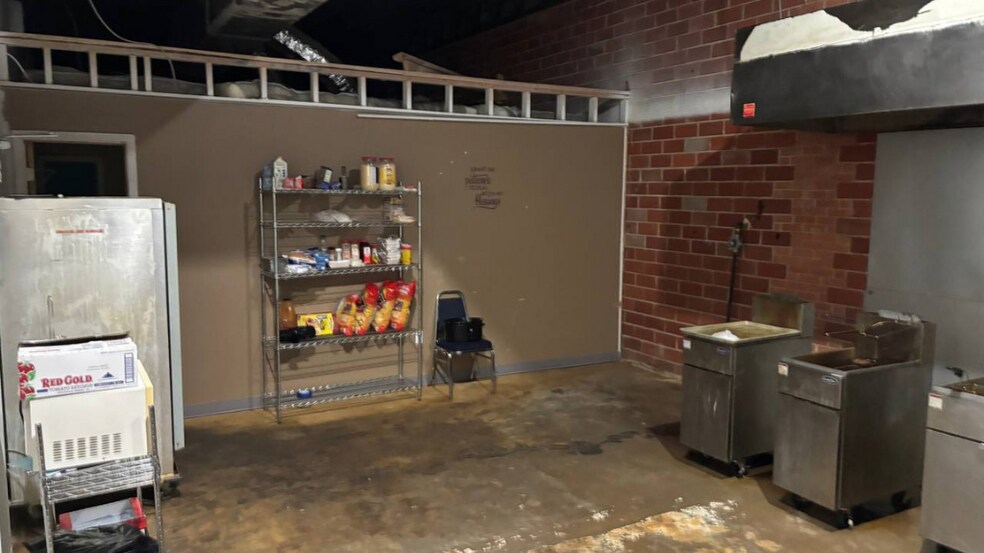 More Photos Of 420 E Ave C, Killeen Freestanding For Lease