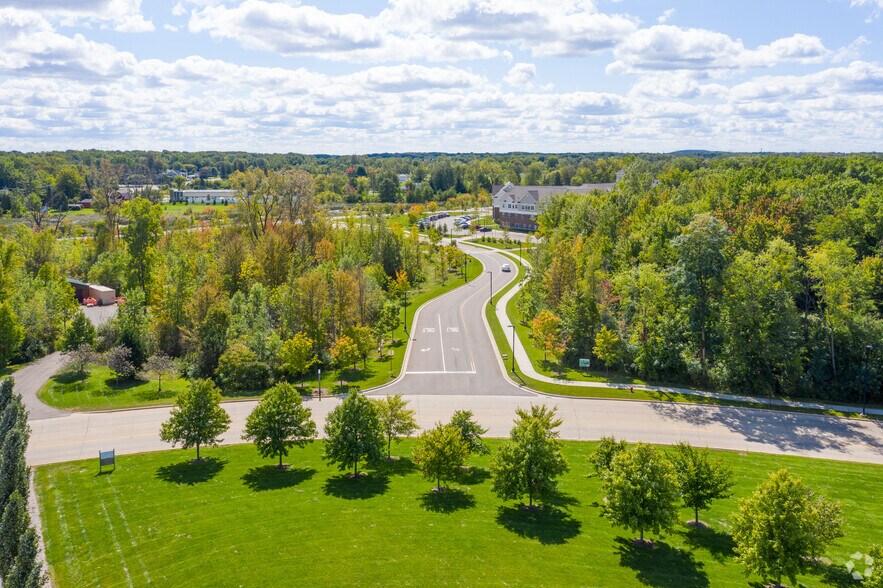 More Photos Of Providence Pky, Novi Medical For Lease