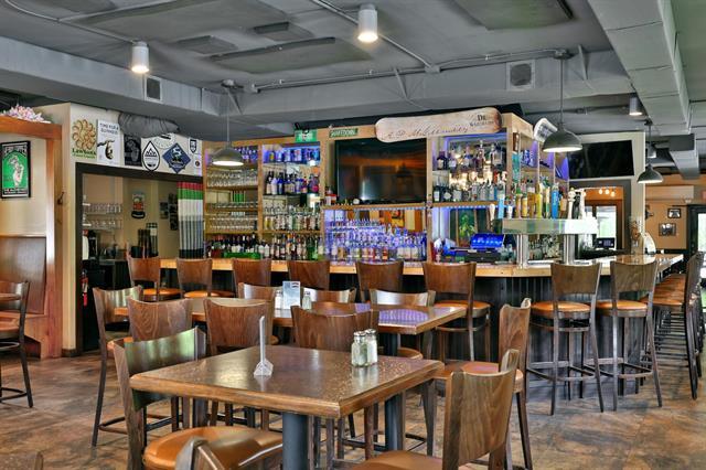 More Photos Of 20 Public Way, Quechee Restaurant For Sale
