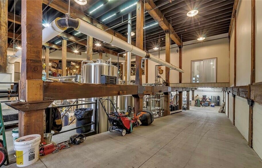 More Photos Of 638 Lake St, Wilson Freestanding For Sale