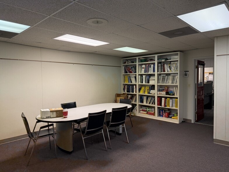 More Photos Of 300 N Westwood Dr, Toledo Manufacturing For Sale