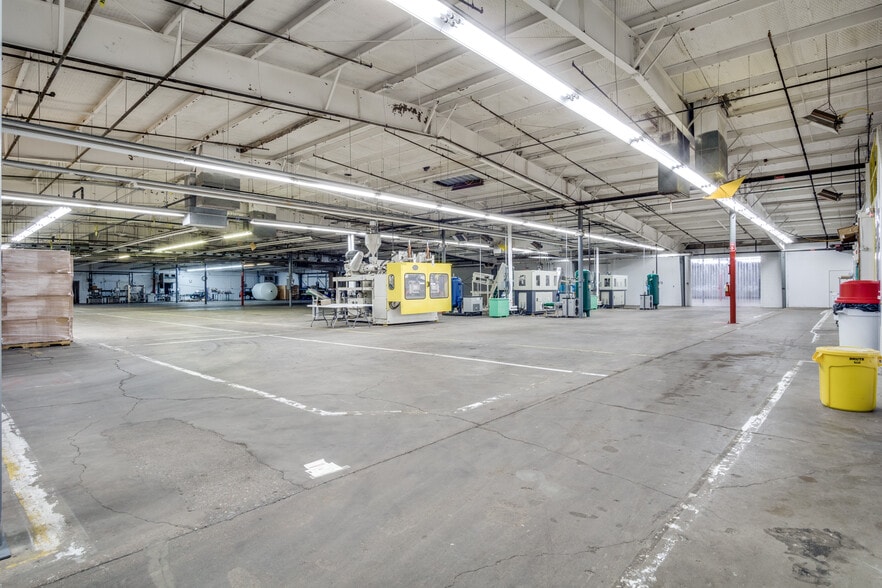 More Photos Of 338 Cliff Dr, Graham Manufacturing For Lease