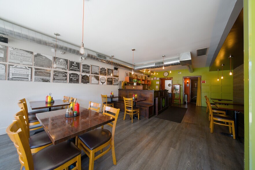 More Photos Of 19614 Grand River Ave, Detroit Storefront For Sale