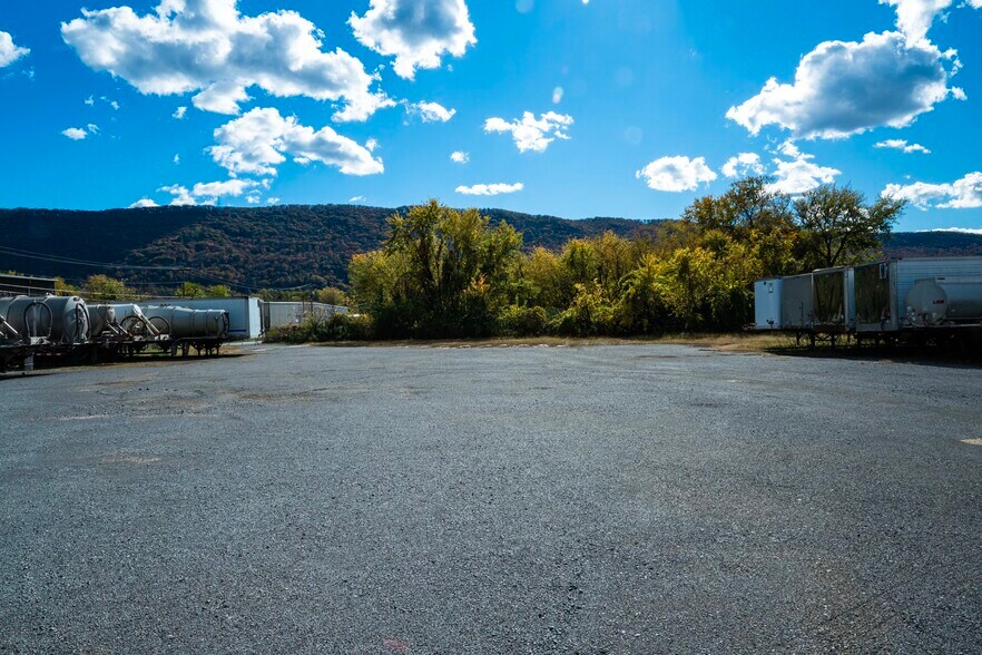 More Photos Of 215 Reading Ave, Williamsport Warehouse For Sale