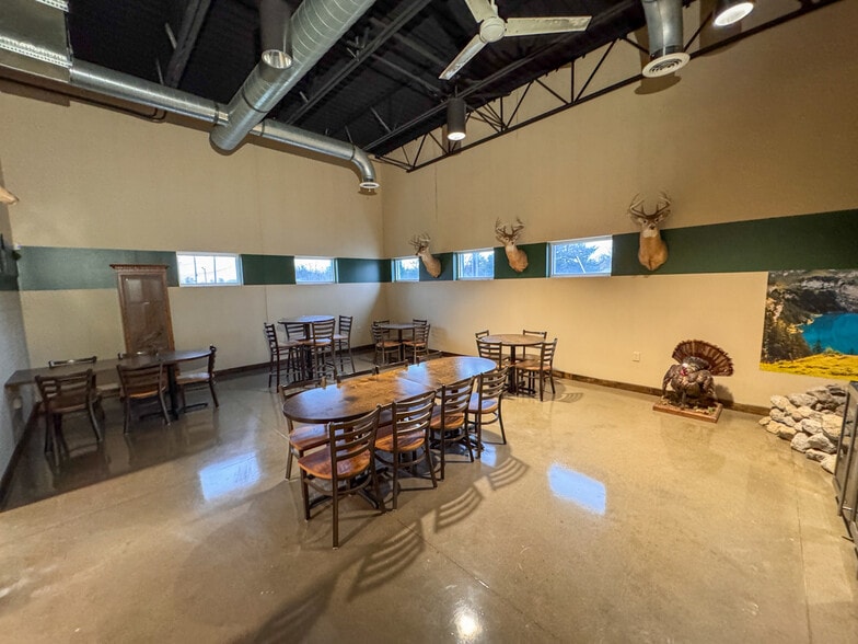 More Photos Of 1616 State Route 28, Loveland Freestanding For Sale